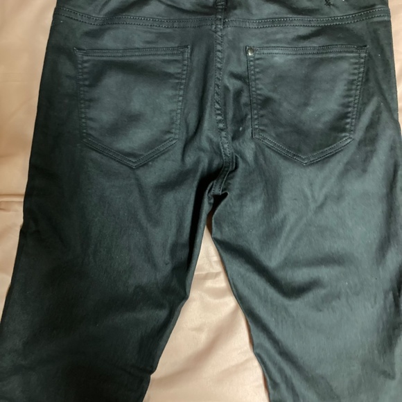 H&M NWOT Zip Leg Skinny Ankle Jeans - Picture 3 of 7